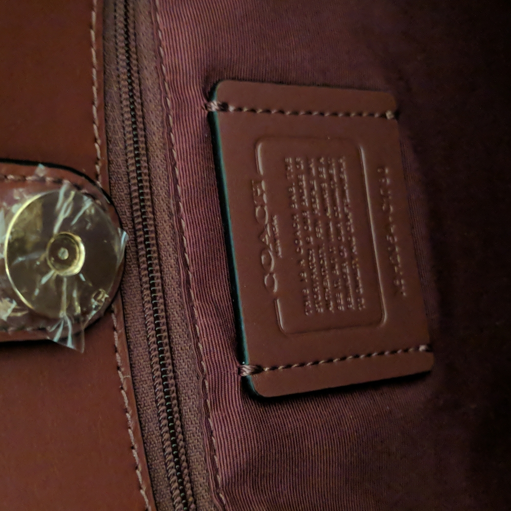 NWT Coach Uni Limited Edition bag - Picture 3 of 6